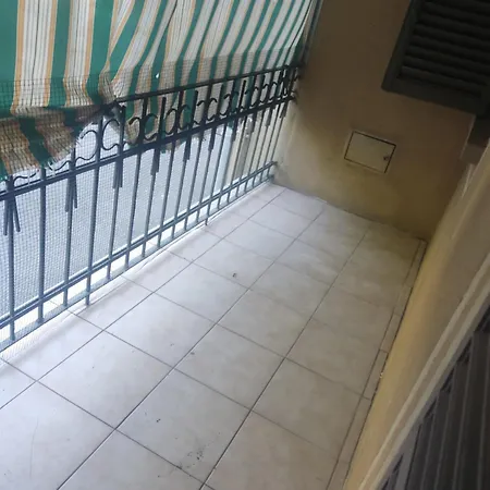 Appartement Roccabruna Near Metro Station *