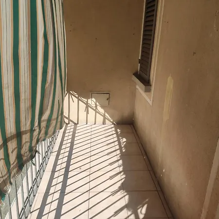 Roccabruna Near Metro Station דירה טורינו